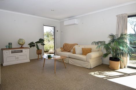 Photo of property in 24 Rexwood Street, Carterton, 5713