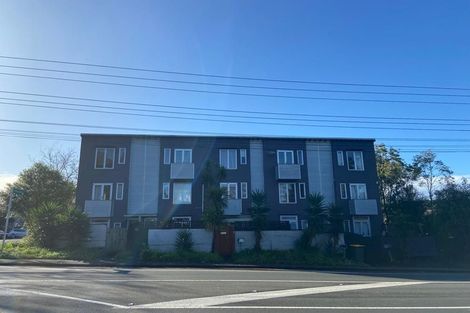 Photo of property in 435b West Coast Road, Glen Eden, Auckland, 0602