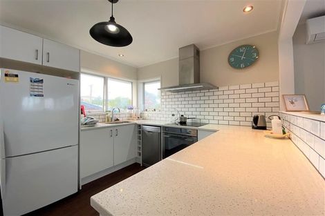 Photo of property in 1/13 Richards Avenue, Forrest Hill, Auckland, 0620