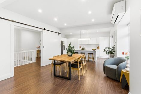 Photo of property in 104 Forbury Road, Saint Clair, Dunedin, 9012