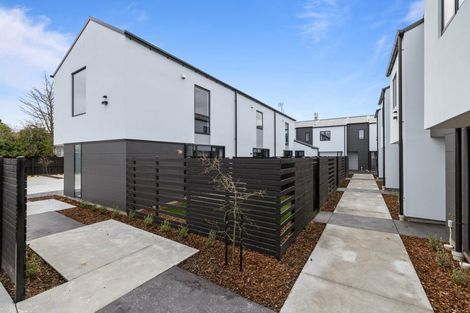 Photo of property in 13/43 New Brighton Road, Shirley, Christchurch, 8061