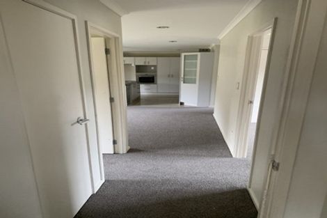 Photo of property in 80 South Kensington Way, Henderson, Auckland, 0612
