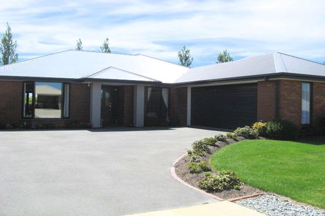 Photo of property in 25 Anglem Way, Northwood, Christchurch, 8051
