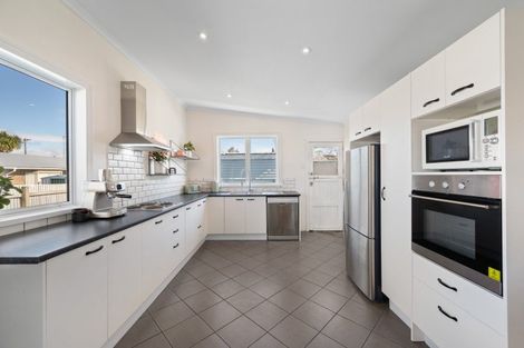 Photo of property in 42 Redwood Street, Blenheim, 7201