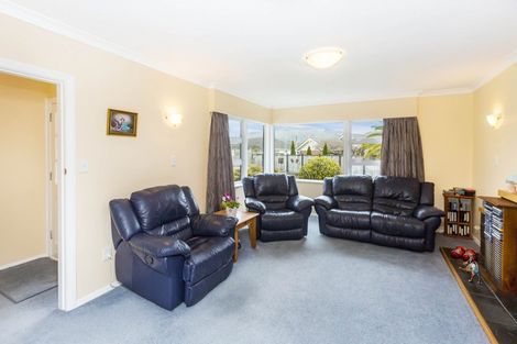 Photo of property in 7 Te Puni Grove, Elderslea, Upper Hutt, 5018