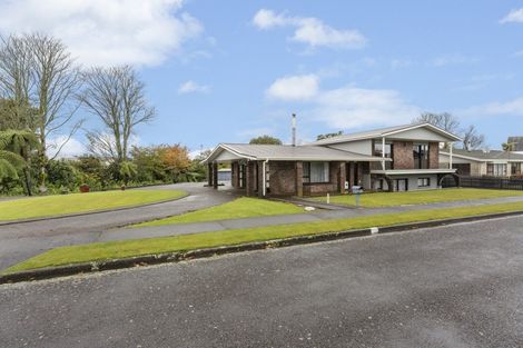 Photo of property in 2 Cassandra Street, Stratford, 4332