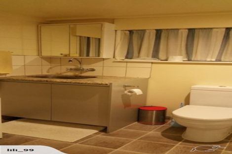 Photo of property in 48 Reeves Road, Pakuranga, Auckland, 2010