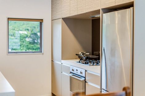 Photo of property in 77 Saddleback Grove, Karori, Wellington, 6012