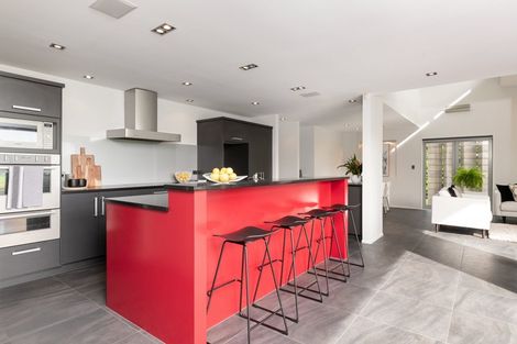 Photo of property in 115 Oriental Parade, Papamoa Beach, Papamoa, 3118