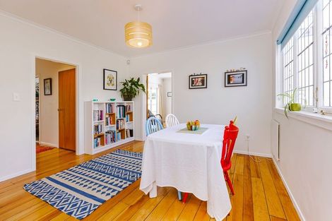 Photo of property in 15 Albert Street, Papakura, 2110