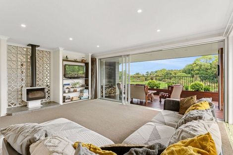 Photo of property in 44 Butterworth Crescent, Papamoa Beach, Papamoa, 3118