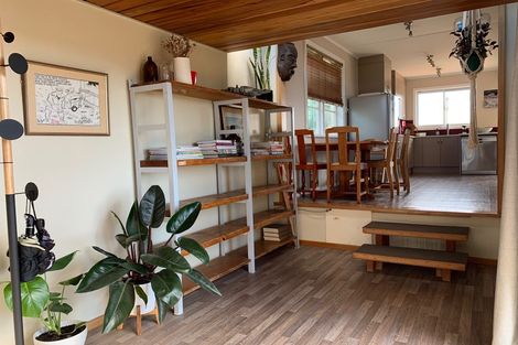 Photo of property in 26 Lyndfield Lane, Newlands, Wellington, 6037