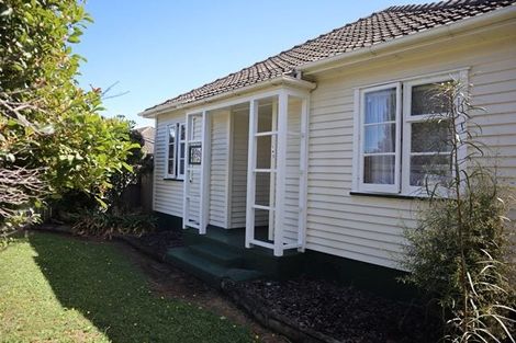 Photo of property in 145 Rangiora Avenue, Roslyn, Palmerston North, 4414
