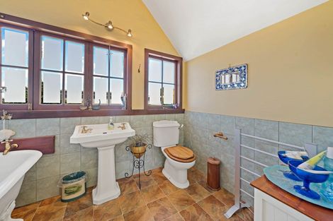 Photo of property in 18b Mountain Road, Mount Wellington, Auckland, 1072