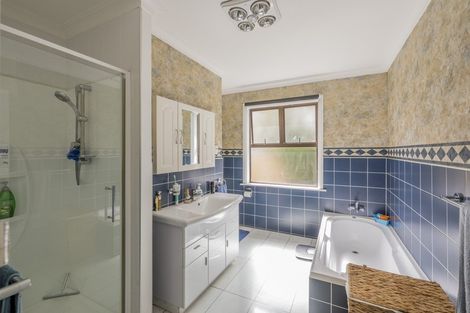 Photo of property in 91 Bartholomew Road, Levin, 5510