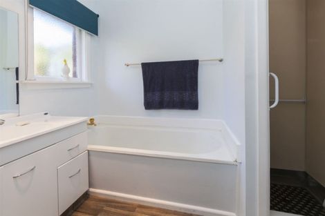 Photo of property in 298 Withells Road, Avonhead, Christchurch, 8042