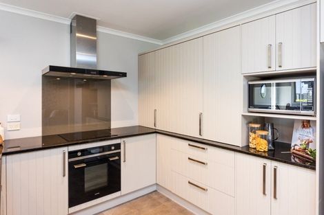 Photo of property in 322a College Street, West End, Palmerston North, 4410