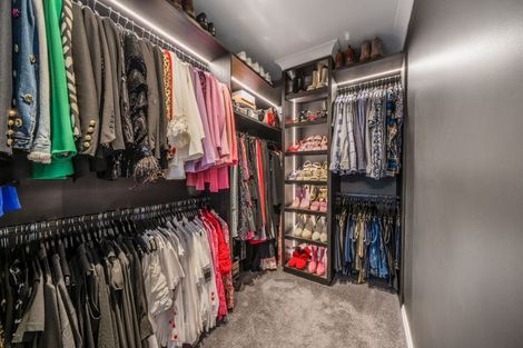 Photo of property in 18 Taunton Place, Rangiora, 7400