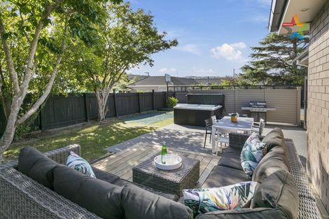 Photo of property in 289 Stokes Valley Road, Stokes Valley, Lower Hutt, 5019