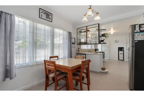 Photo of property in 11 Brick Street, Te Aroha, 3320