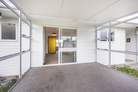 Photo of property in 36 Cedar Crescent, Feilding, 4702