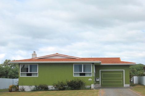 Photo of property in 8 Solander Street, Tolaga Bay, 4077