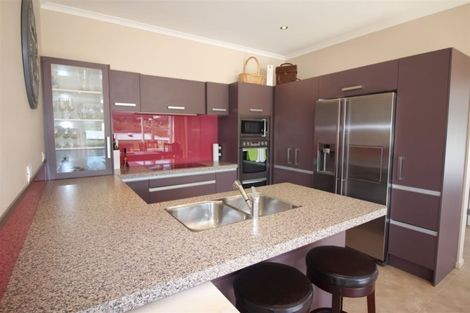 Photo of property in 25 Admiralty Place, Waikawa, Picton, 7220