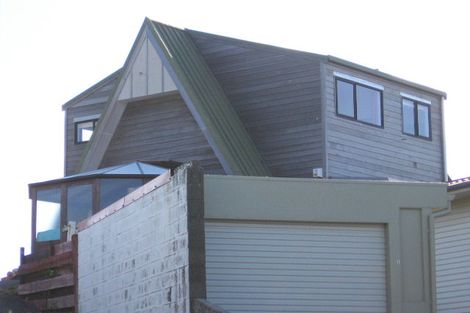 Photo of property in 19 Manitoba Place, Kingston, Wellington, 6021