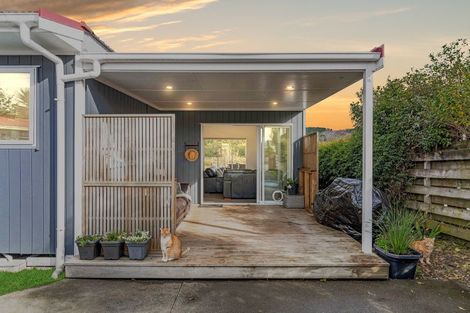 Photo of property in 128 Sharyn Place, Whangamata, 3620