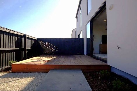 Photo of property in 2/102 Creyke Road, Ilam, Christchurch, 8041