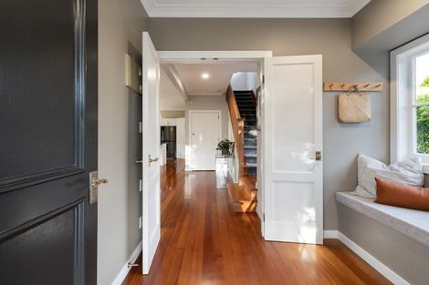 Photo of property in 34 Banbury Crescent, Fairfield, Hamilton, 3214