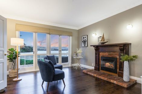 Photo of property in 89 Paremata Road, Paremata, Porirua, 5024