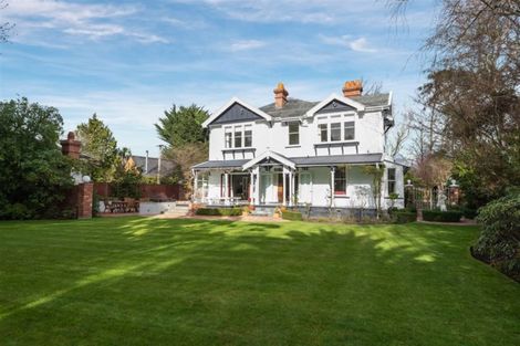 Photo of property in Chilcombe Homestead, 4 Medbury Terrace, Fendalton, Christchurch, 8041
