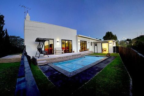 Photo of property in 2 Skinner Street, Blagdon, New Plymouth, 4310