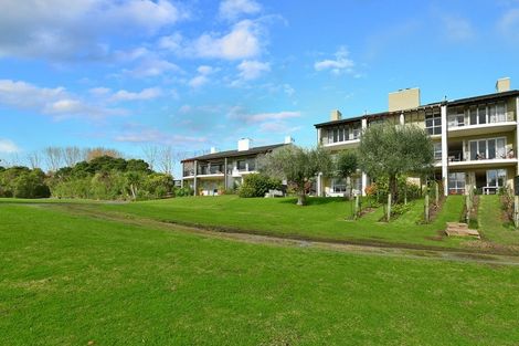 Photo of property in 173 Gulf Harbour Drive, Gulf Harbour, Whangaparaoa, 0930