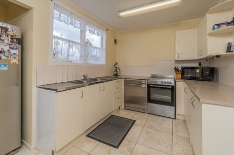 Photo of property in 32 Line Road, Glen Innes, Auckland, 1072
