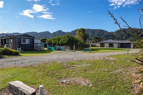 Photo of property in 58b Domett Esplanade, Cobden, Greymouth, 7802