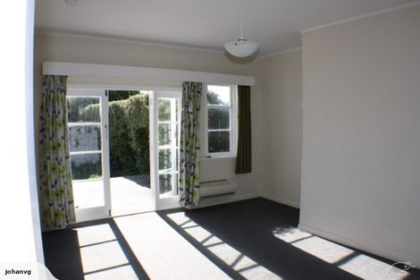 Photo of property in 11 Coopers Road, Dallington, Christchurch, 8061