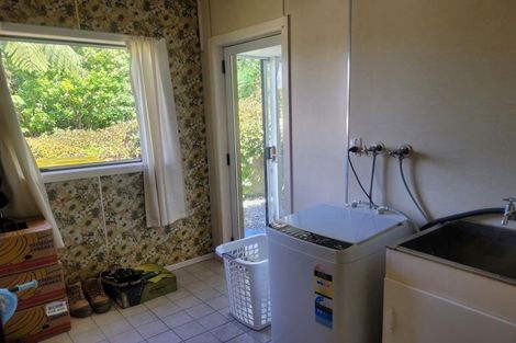 Photo of property in 102 Awanui Street, Merrilands, New Plymouth, 4312