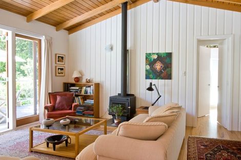 Photo of property in 133 Konini Road, Titirangi, Auckland, 0604