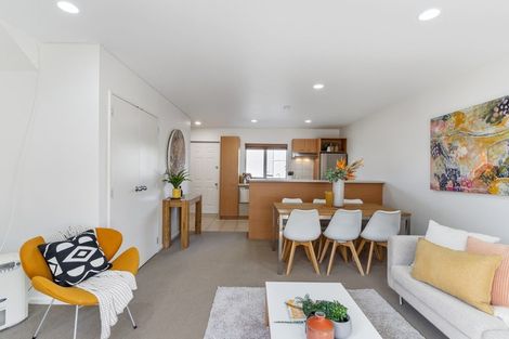 Photo of property in 20/218 Captain Springs Road, Onehunga, Auckland, 1061