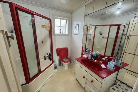 Photo of property in 1/3170 Great North Road, New Lynn, Auckland, 0600