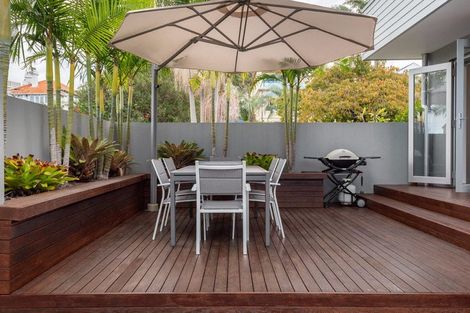 Photo of property in 1/2a Earnoch Avenue, Takapuna, Auckland, 0622