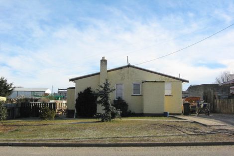 Photo of property in 2 Stafford Street, Ranfurly, 9332