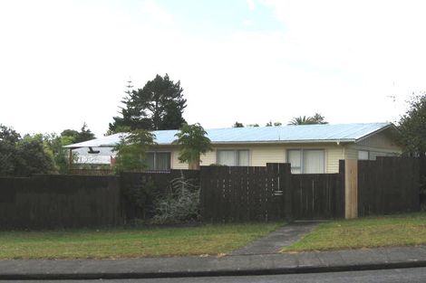 Photo of property in 21 Glendene Avenue, Glendene, Auckland, 0602