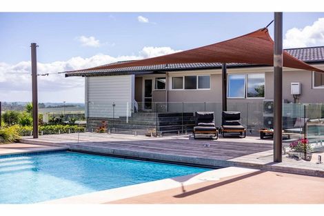 Photo of property in 410 Wiroa Road, Kerikeri, 0293