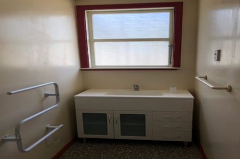 Photo of property in 53 Fraser Avenue, Johnsonville, Wellington, 6037