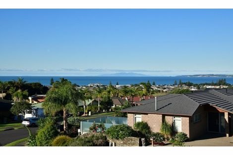 Photo of property in 4 Manhattan Rise, Orewa, 0931