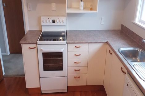 Photo of property in 7 Terrance Grove, Paparangi, Wellington, 6037