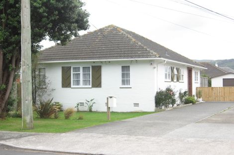 Photo of property in 27 Thornycroft Avenue, Epuni, Lower Hutt, 5011